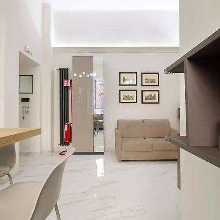 Aras Luxury Flat * Řím