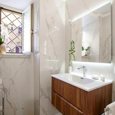 Aras Luxury Flat Roma