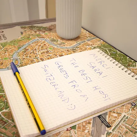 Aras Luxury Flat アパート ローマ